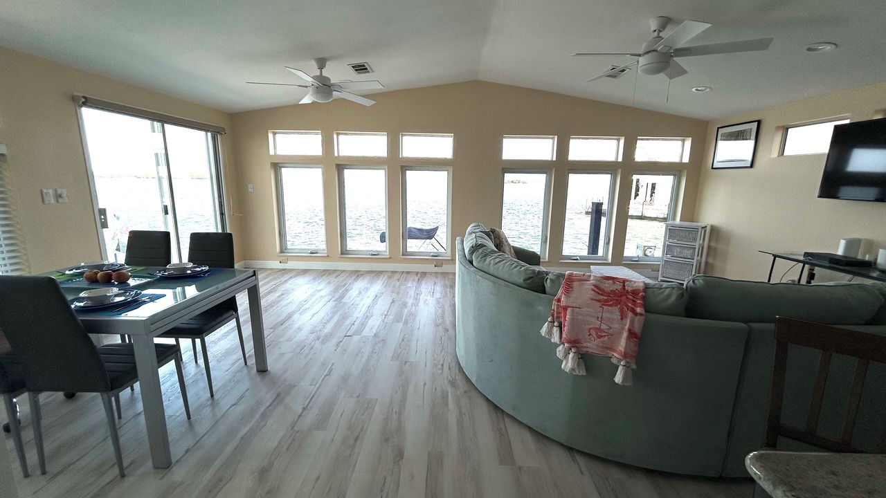 Photo of Livingroom in Cudjoe Key