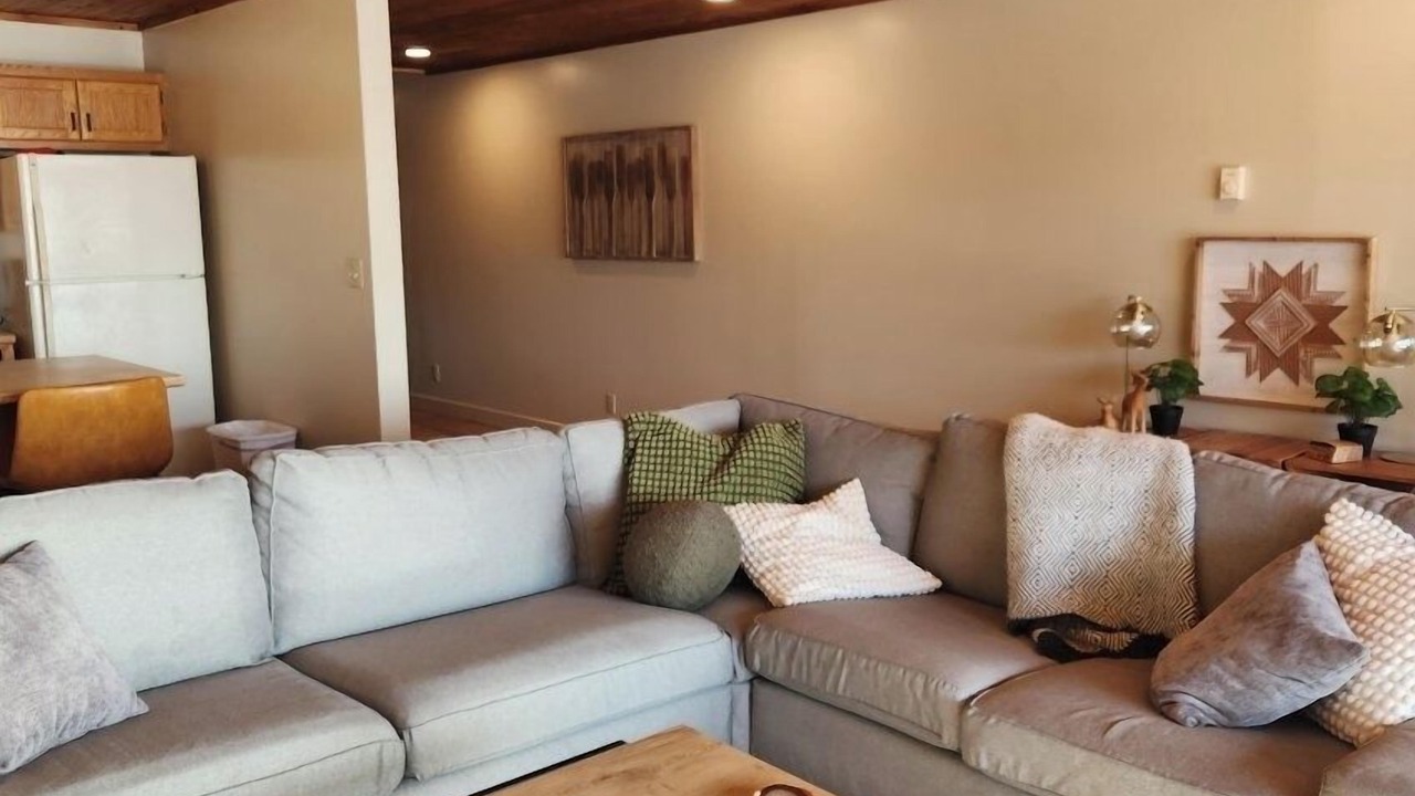 Photo of Livingroom in Two Harbors