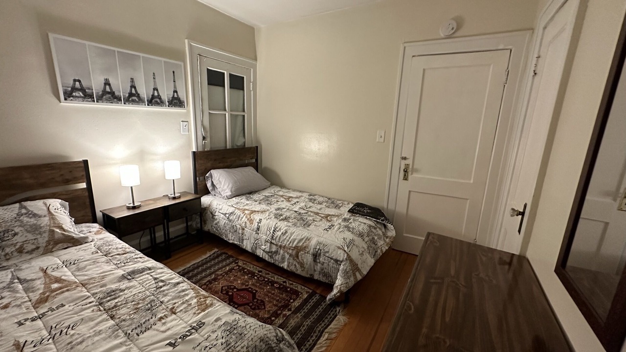 Photo of Bedroom in Buckingham Lake - Crestwood