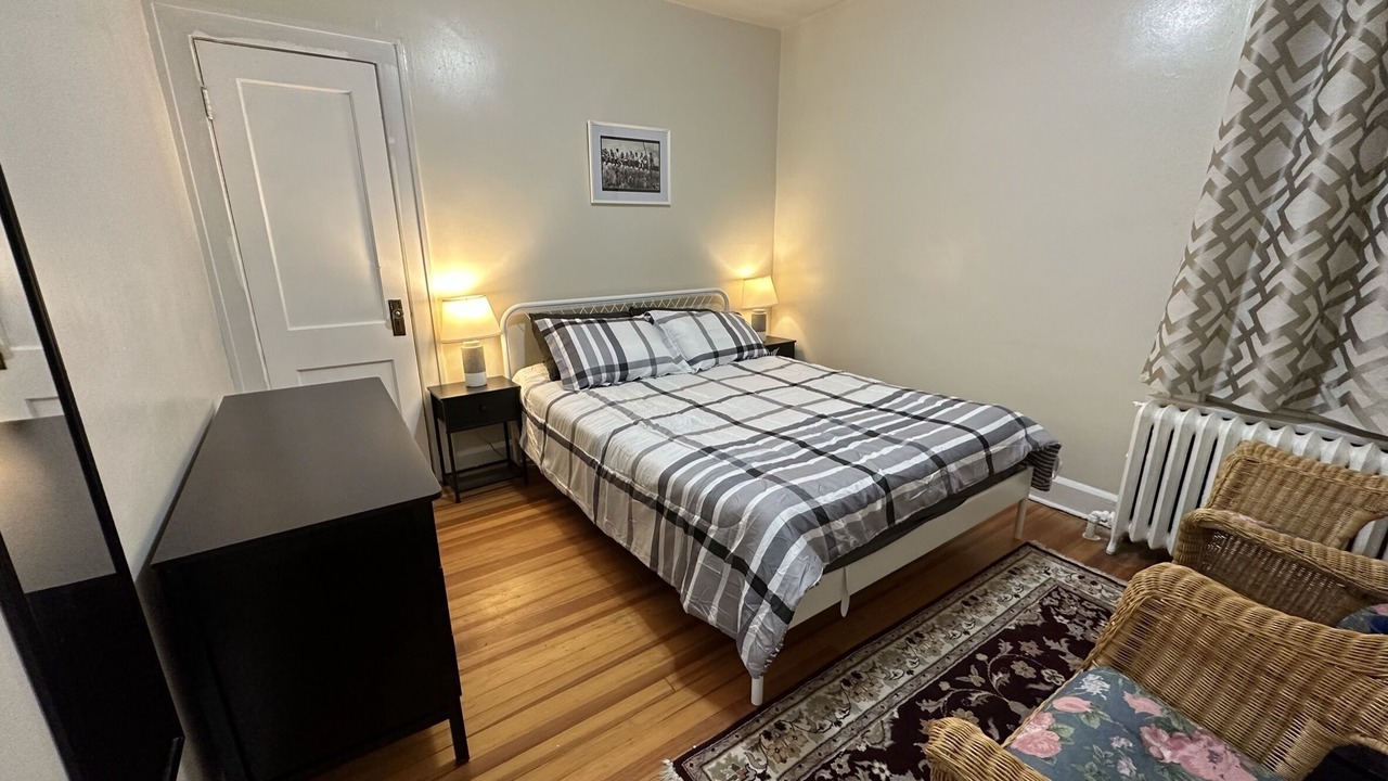 Photo of Bedroom in Buckingham Lake - Crestwood
