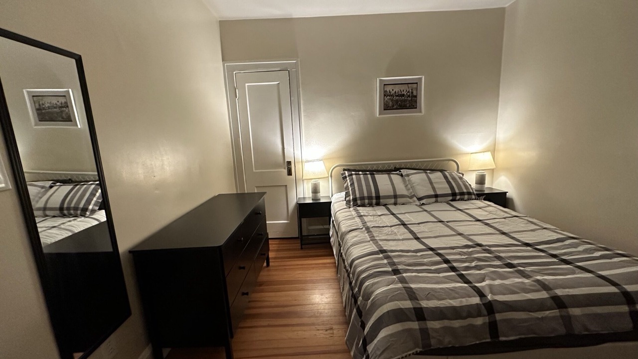 Photo of Bedroom in Buckingham Lake - Crestwood