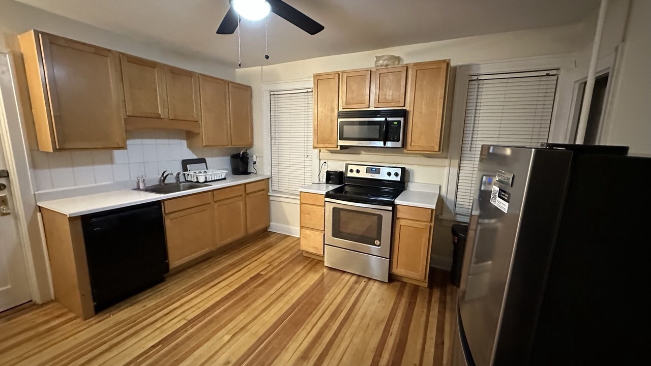 Photo of Kitchen in Buckingham Lake - Crestwood