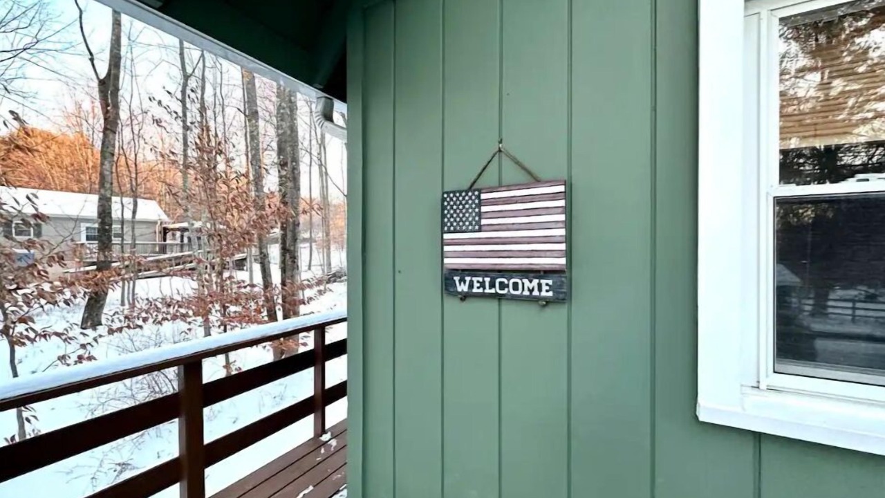 Photo of Outdoor in Swan Lake