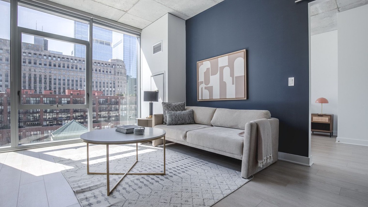 Photo of Livingroom in West Town