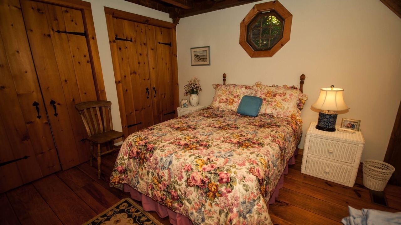 Photo of Bedroom in Amagansett North