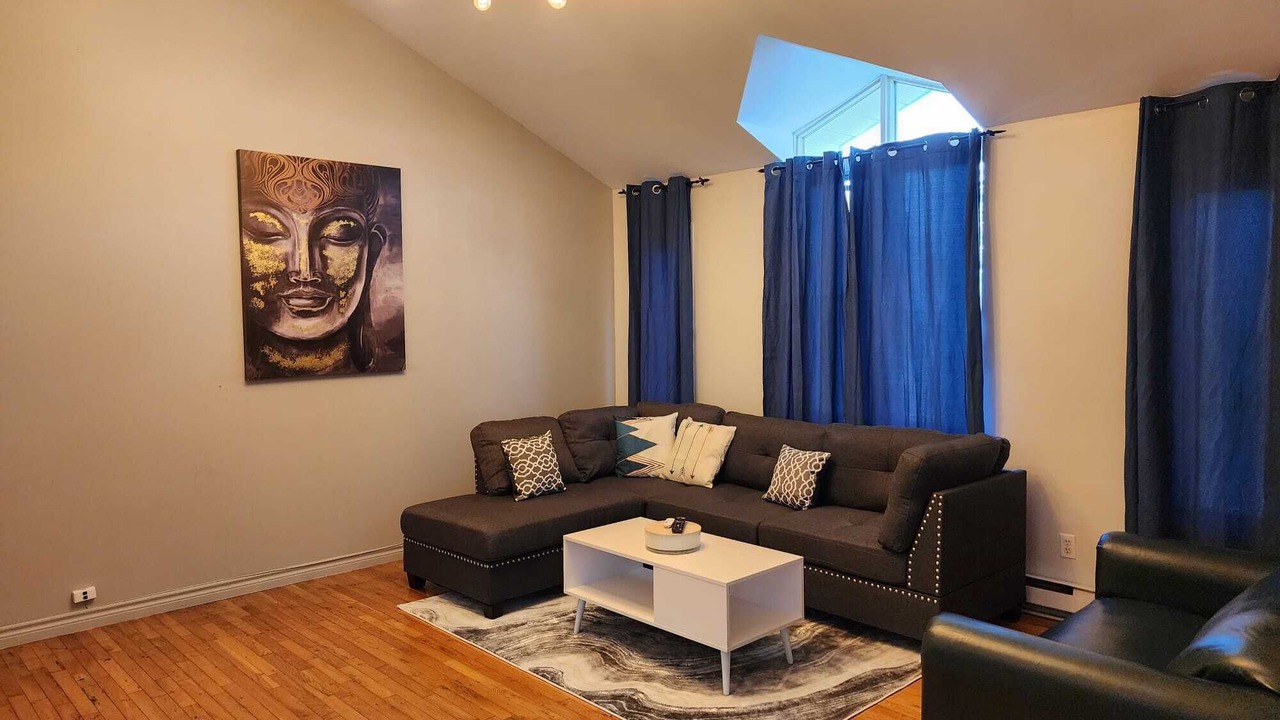 Photo of Livingroom in Saint-Hubert