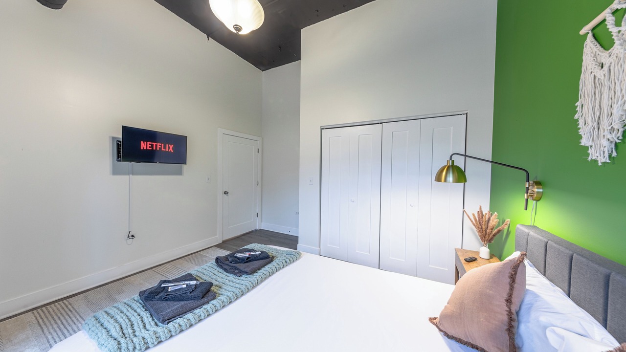 Photo of Bedroom in Near South Side