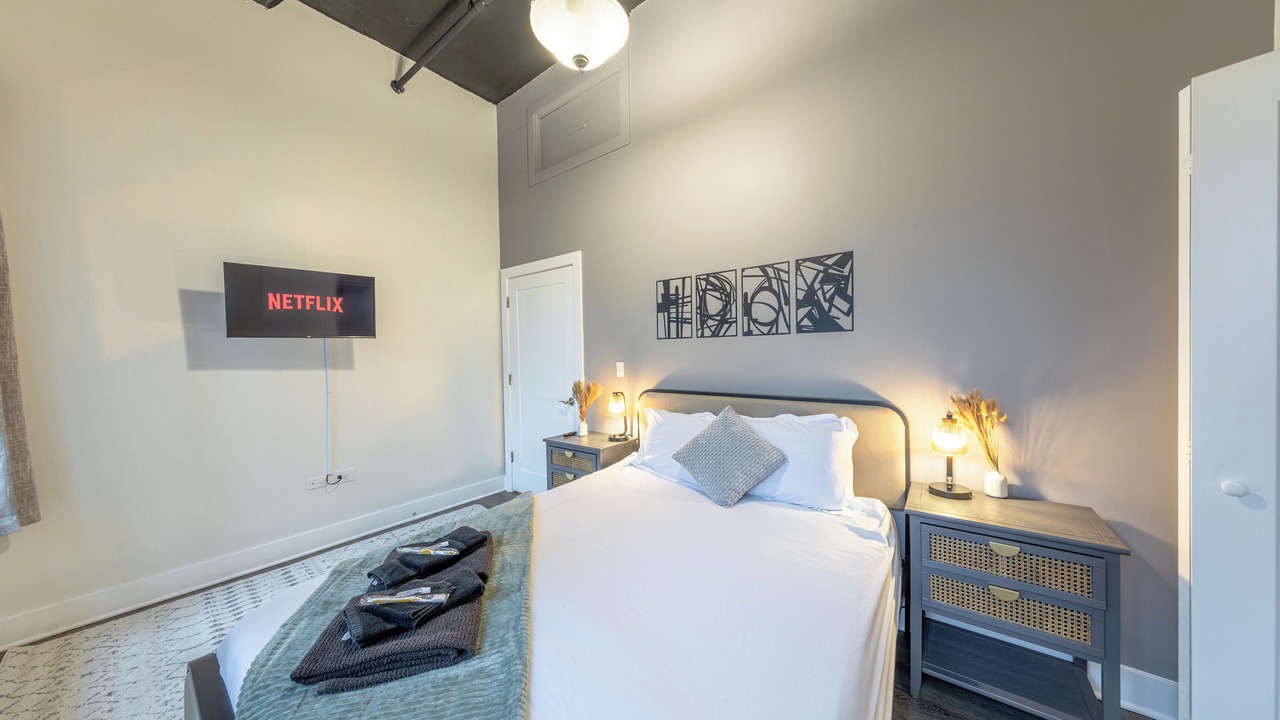 Photo of Bedroom in Near South Side