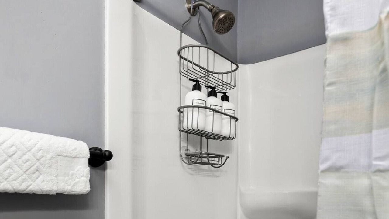 Photo of Bathroom in Sunnyland