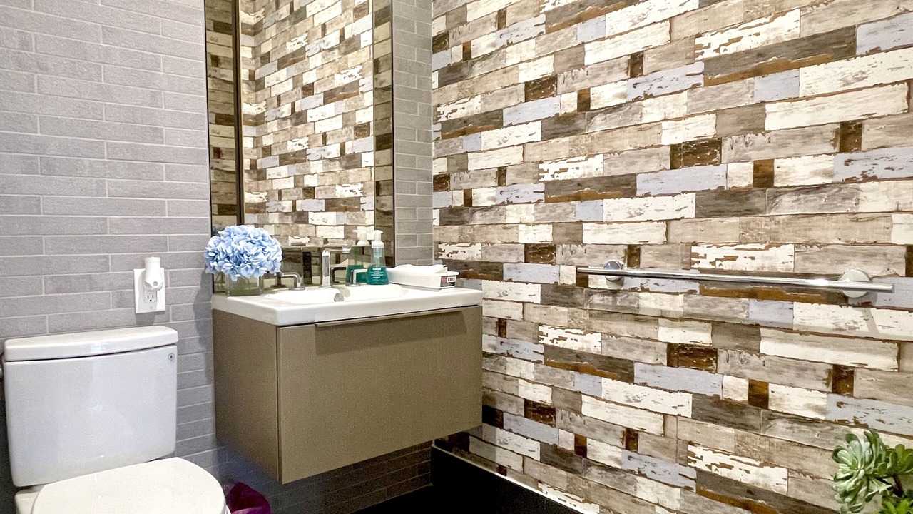 Photo of Bathroom in Westlake South
