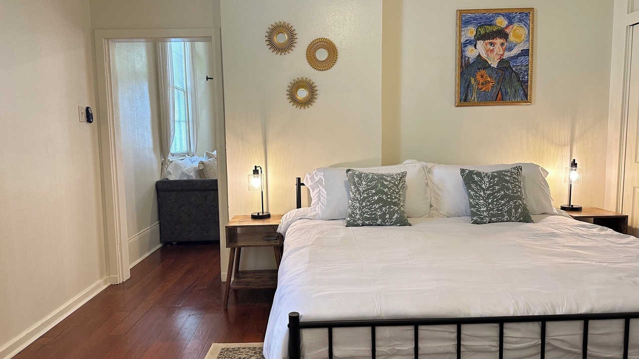 Photo of Bedroom in West Riverside