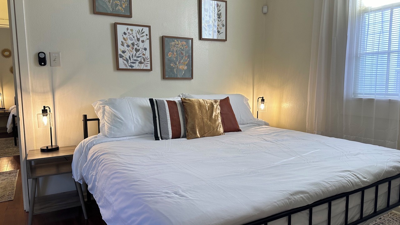 Photo of Bedroom in West Riverside