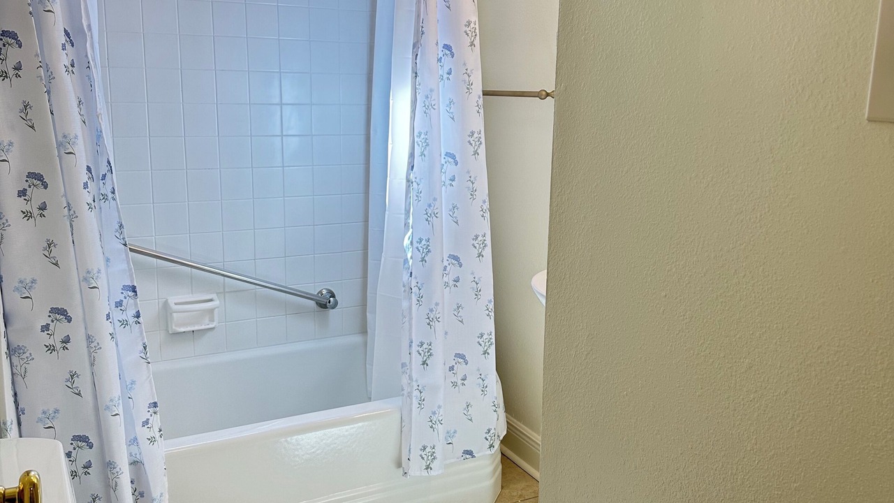 Photo of Bathroom in West Riverside