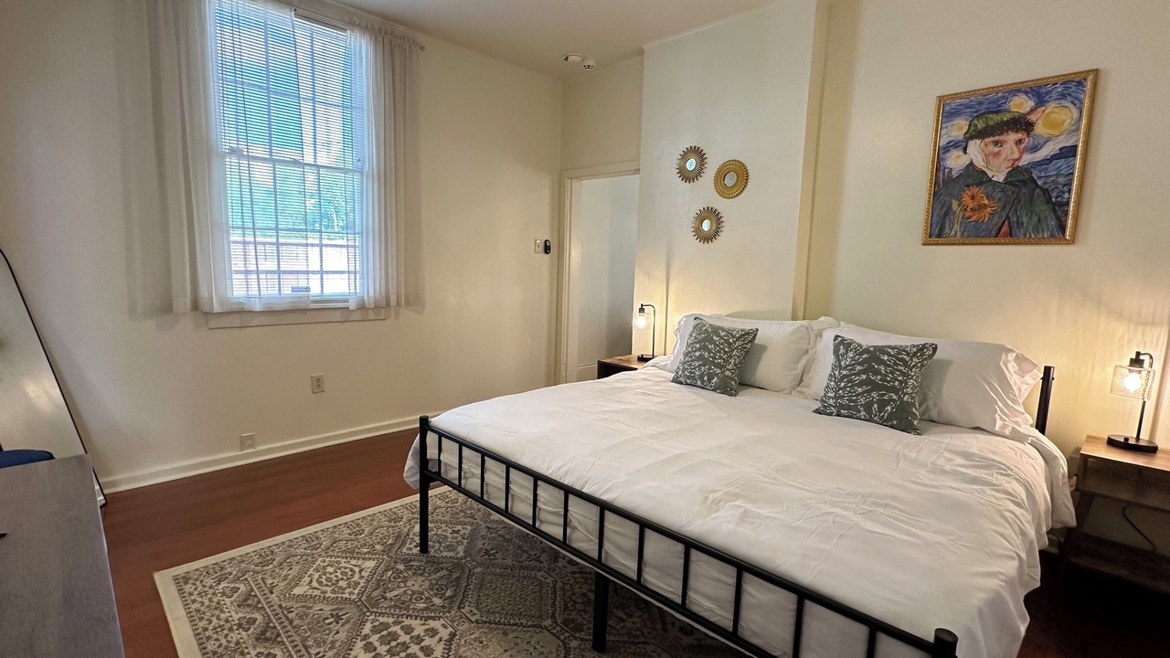 Photo of Bedroom in West Riverside