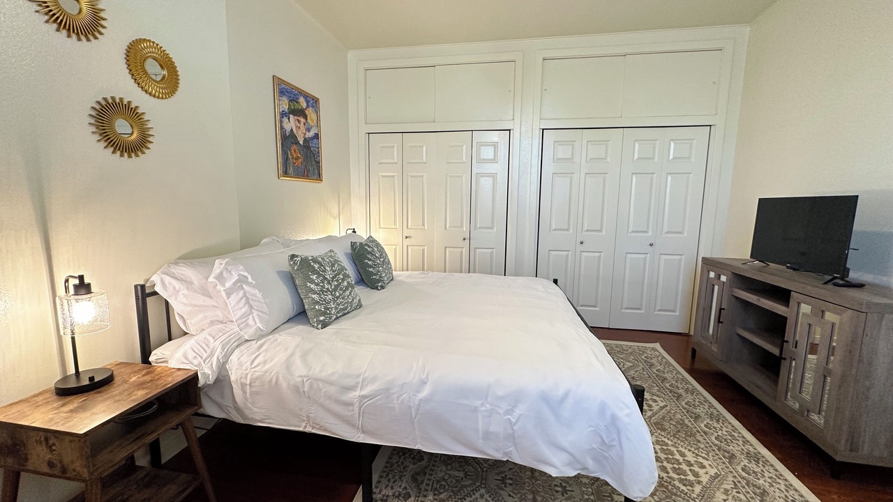 Photo of Bedroom in West Riverside
