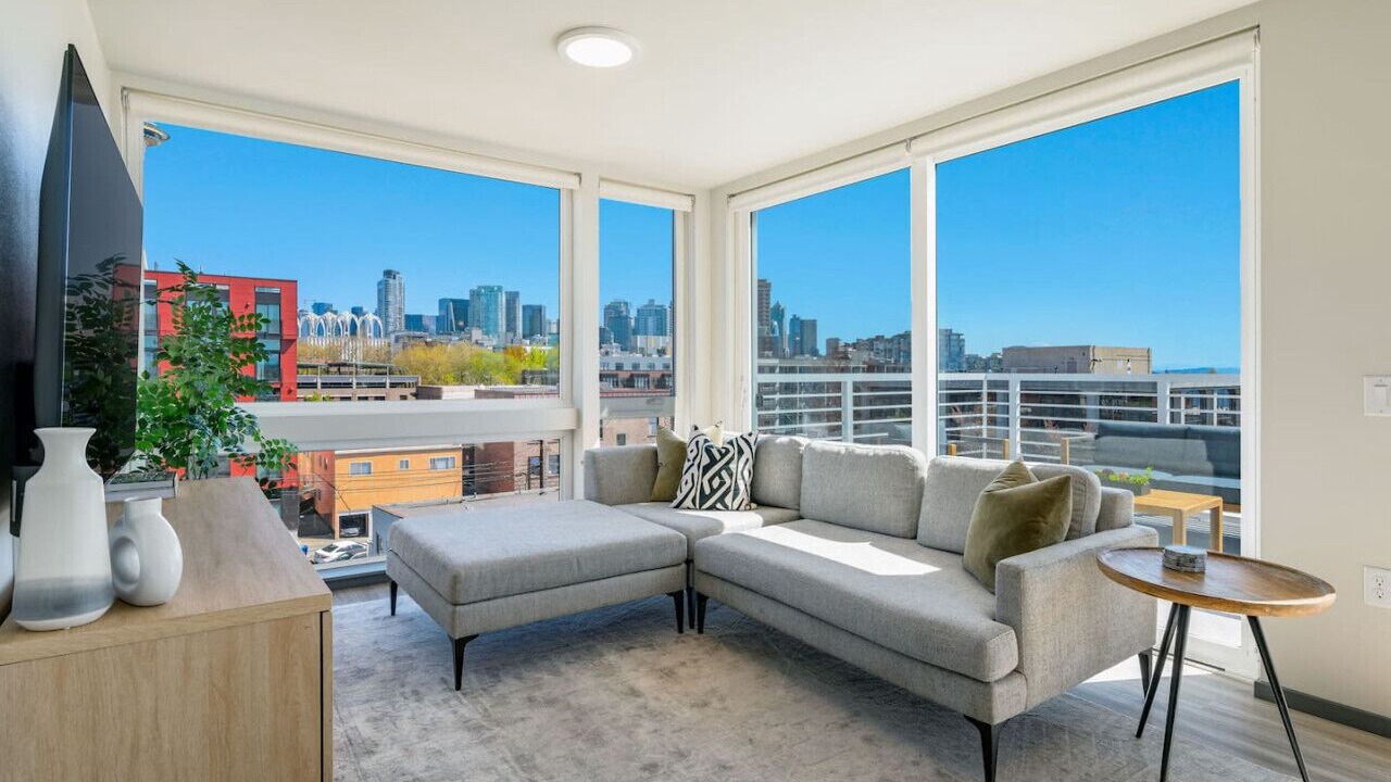 Photo of Livingroom in Lower Queen Anne
