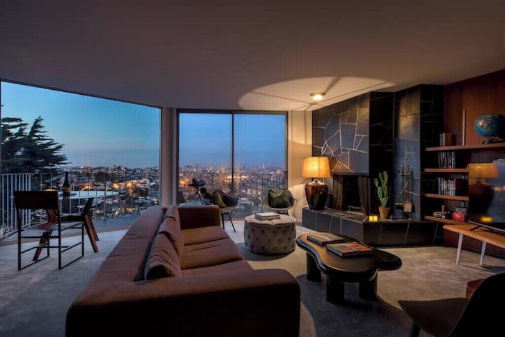 Photo of Livingroom in Dolores Heights