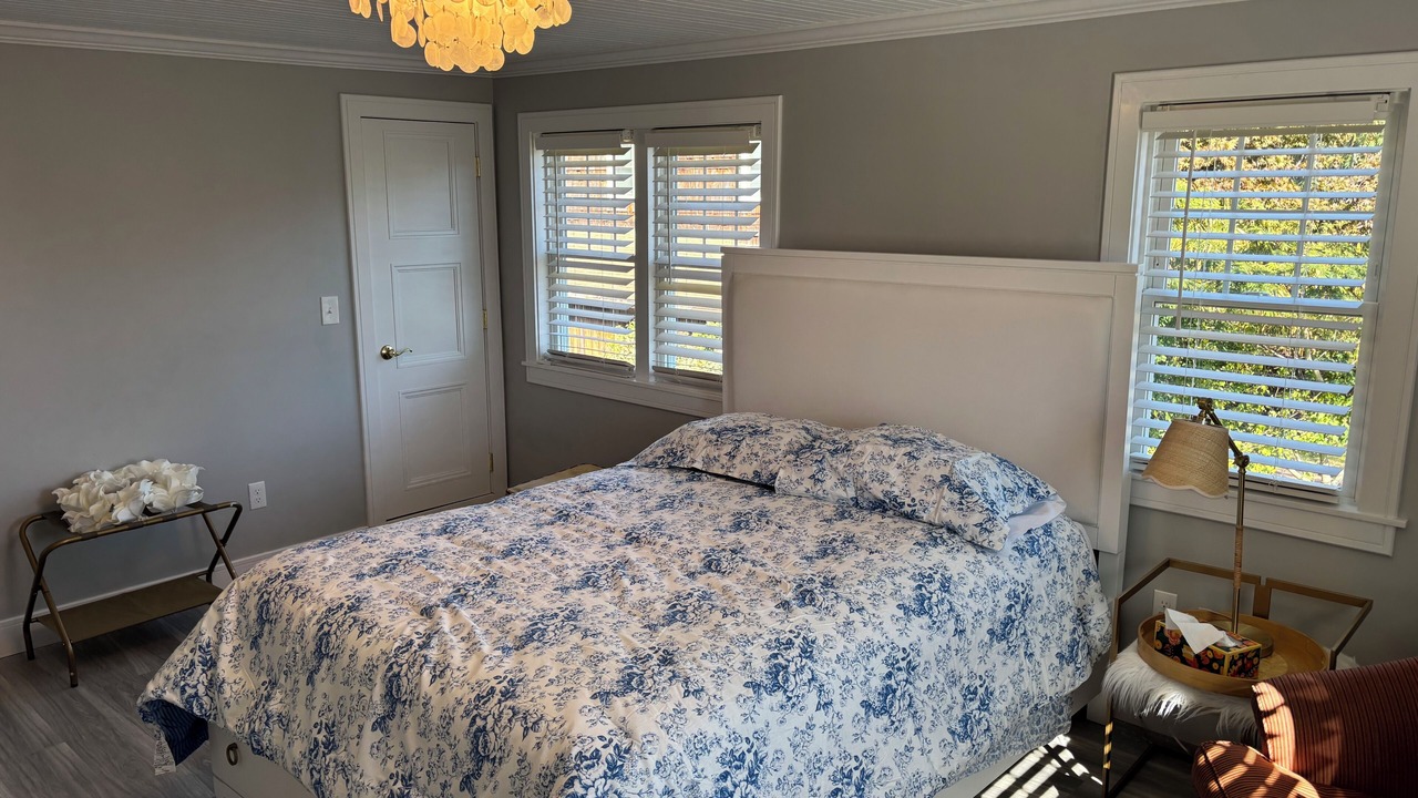 Photo of Bedroom in Clinton