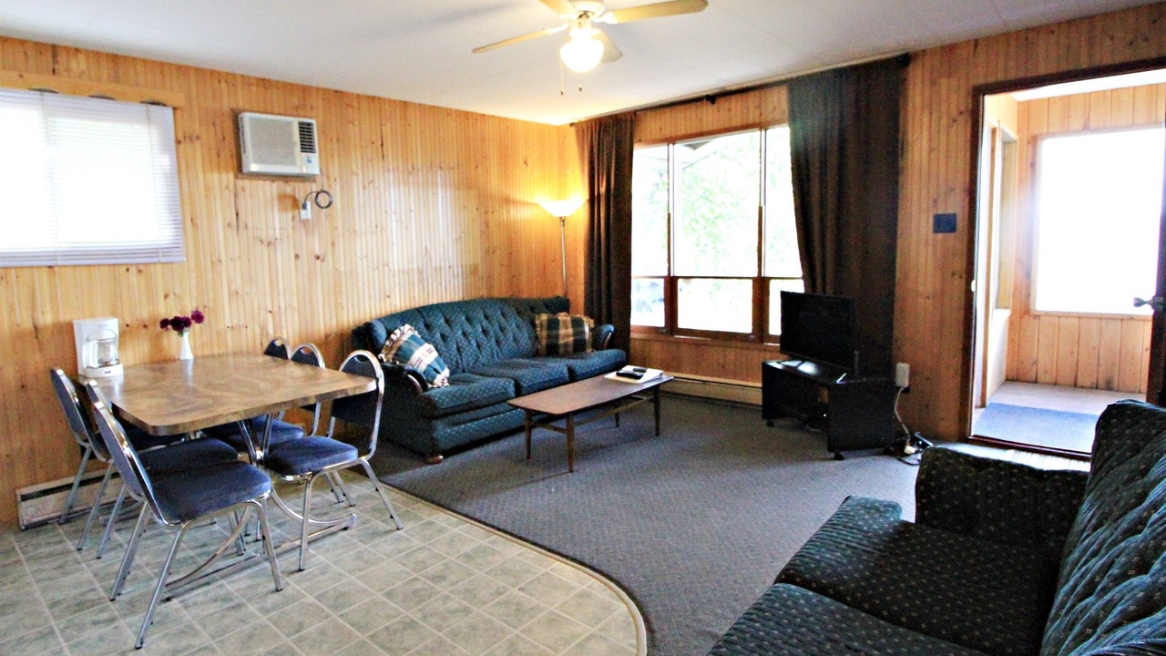 Photo of Livingroom in Manitoba