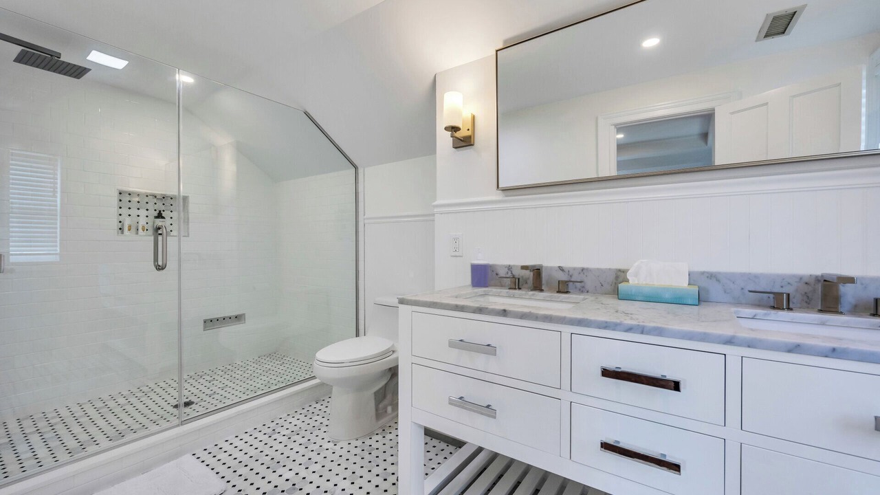 Photo of Bathroom in Northville
