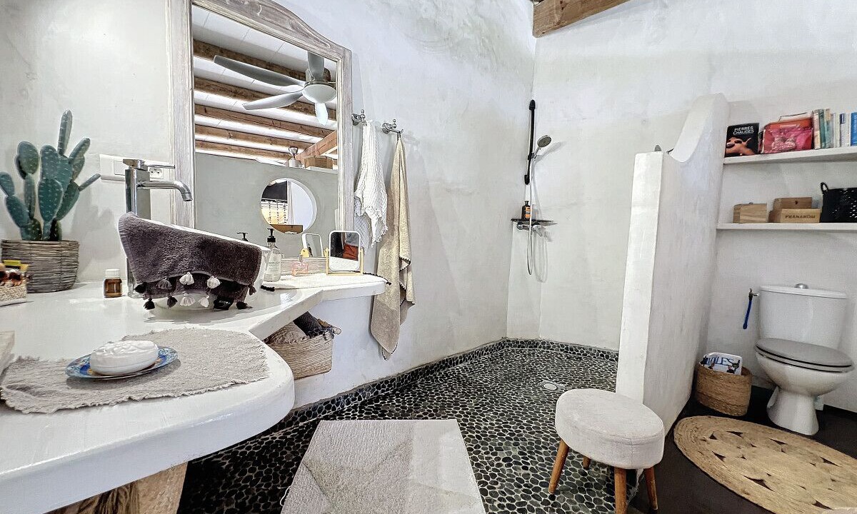 Photo of Bathroom in Oyster Pond
