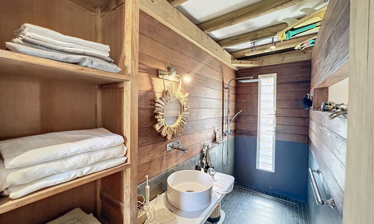 Photo of Bathroom in Oyster Pond