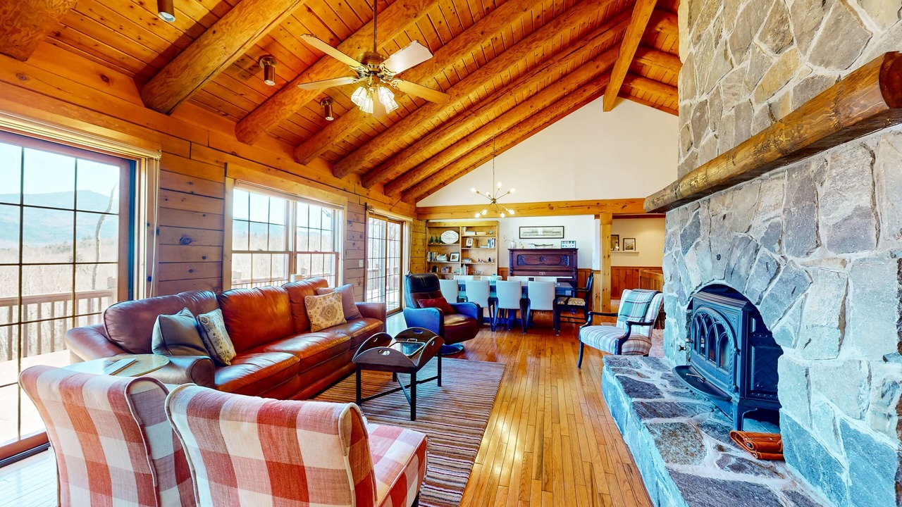 Photo of Livingroom in Easton