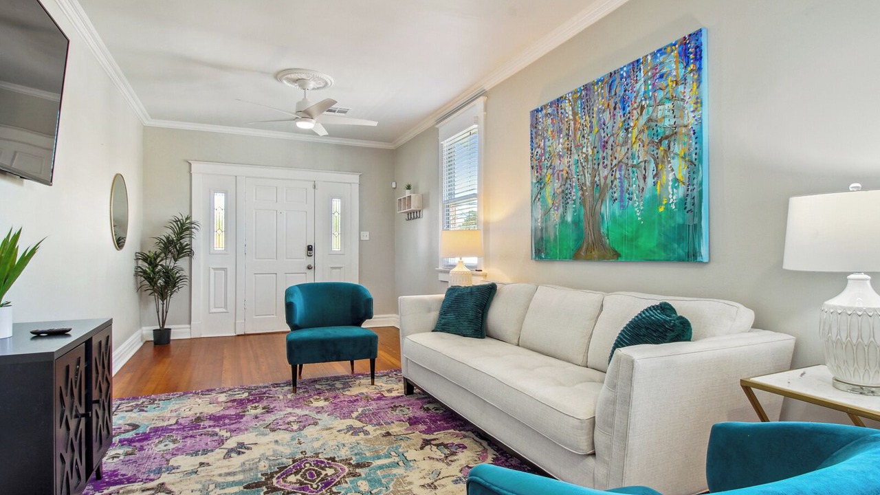 Photo of Livingroom in West Riverside