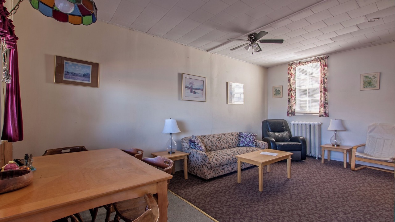Photo of Livingroom in Cardigan