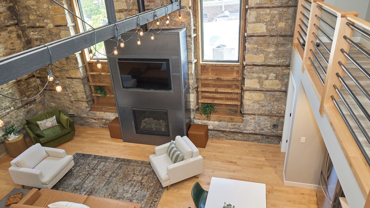 Photo of Livingroom in Utica