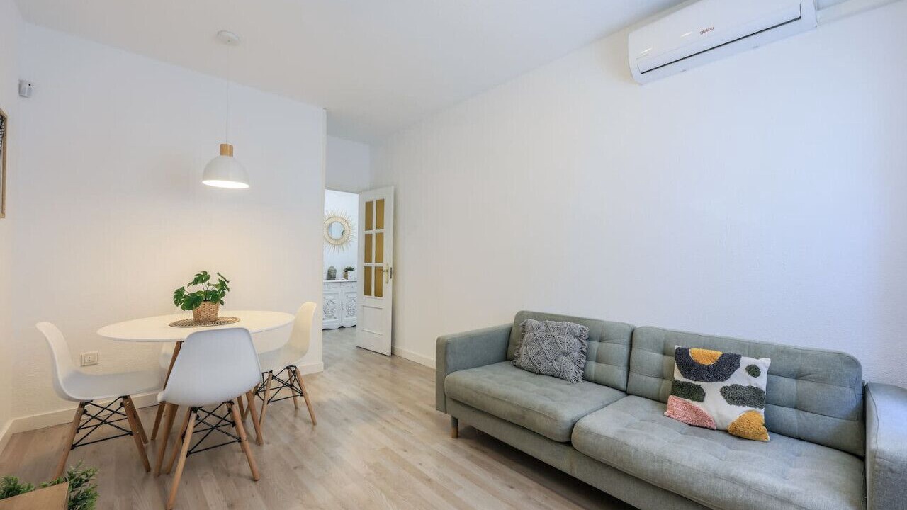 Photo of Livingroom in San Diego