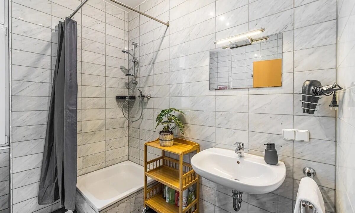 Photo of Bathroom in Suedvorstadt