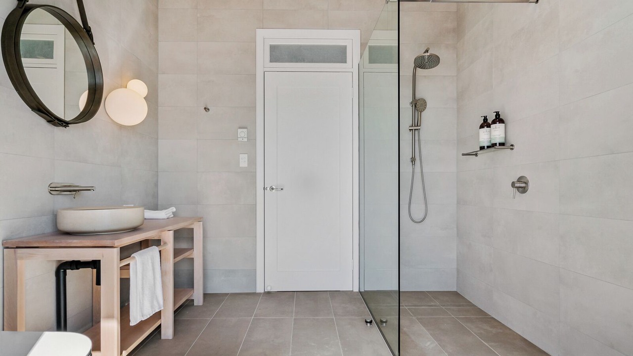 Photo of Bathroom in Sandy Bay