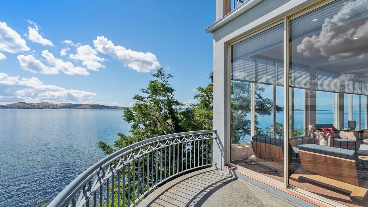 Photo of Outdoor in Sandy Bay