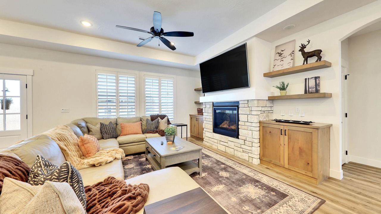 Photo of Livingroom in Parowan