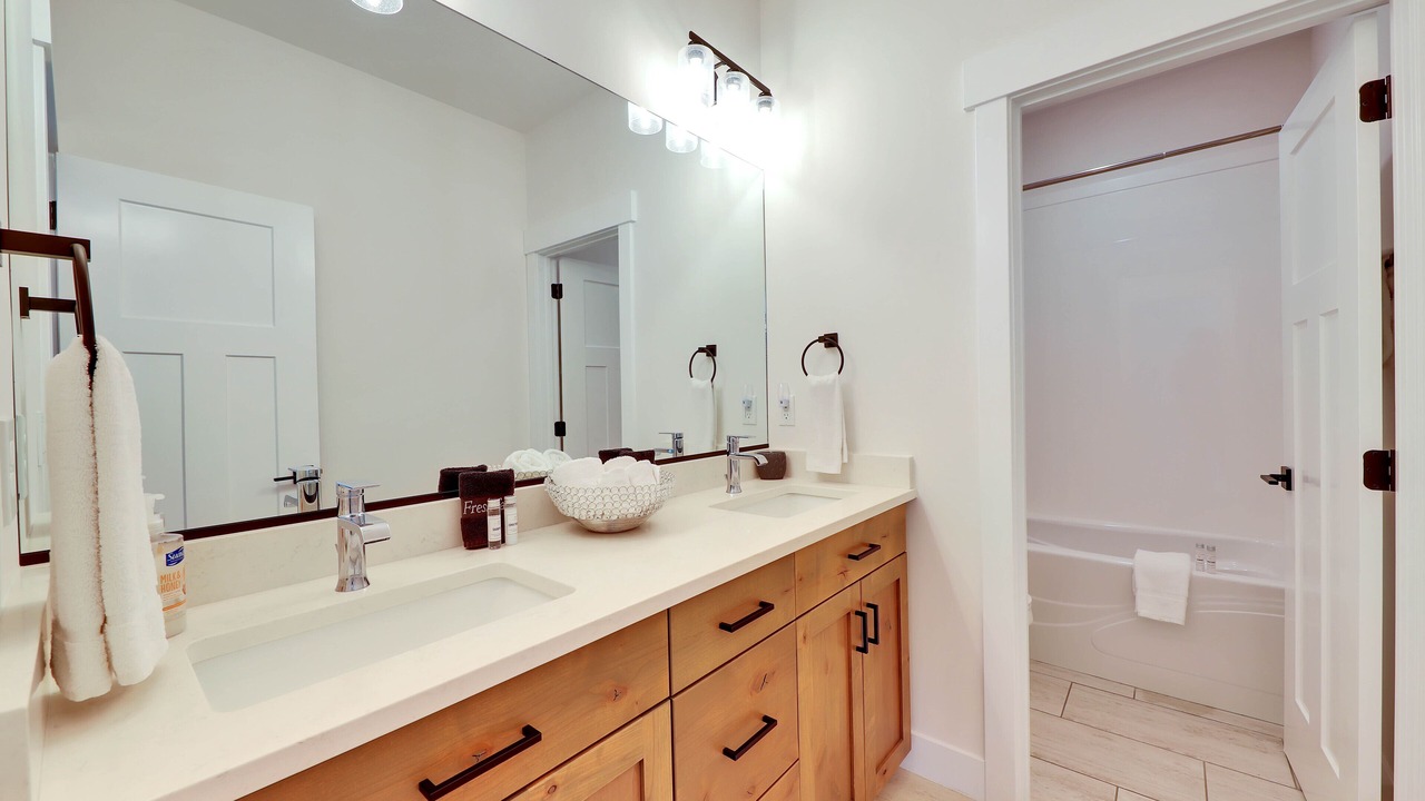 Photo of Bathroom in Parowan