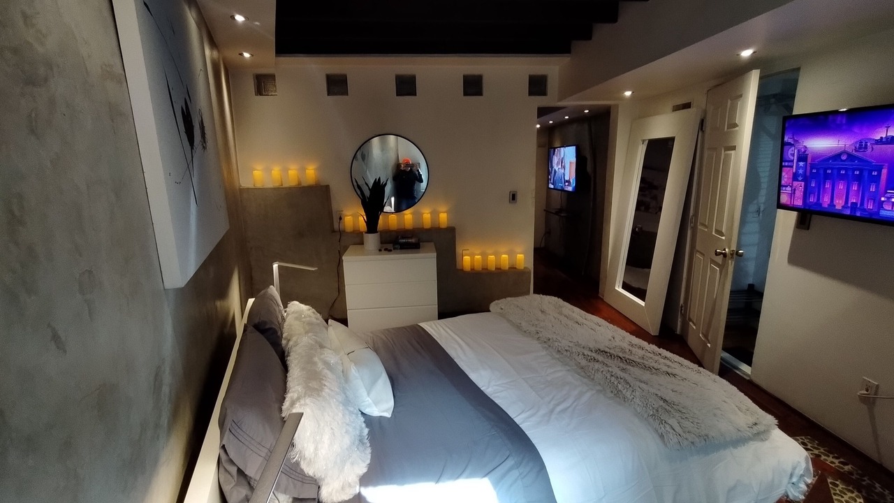 Photo of Bedroom in Laurel Canyon