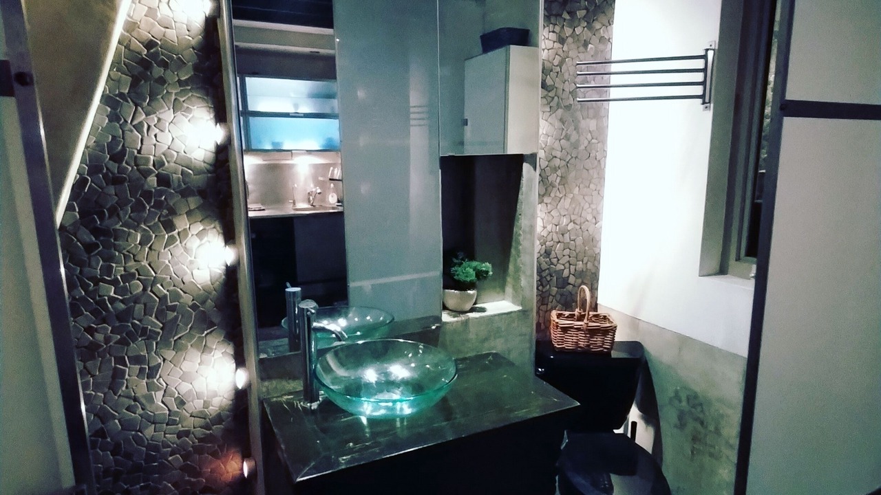 Photo of Bathroom in Laurel Canyon