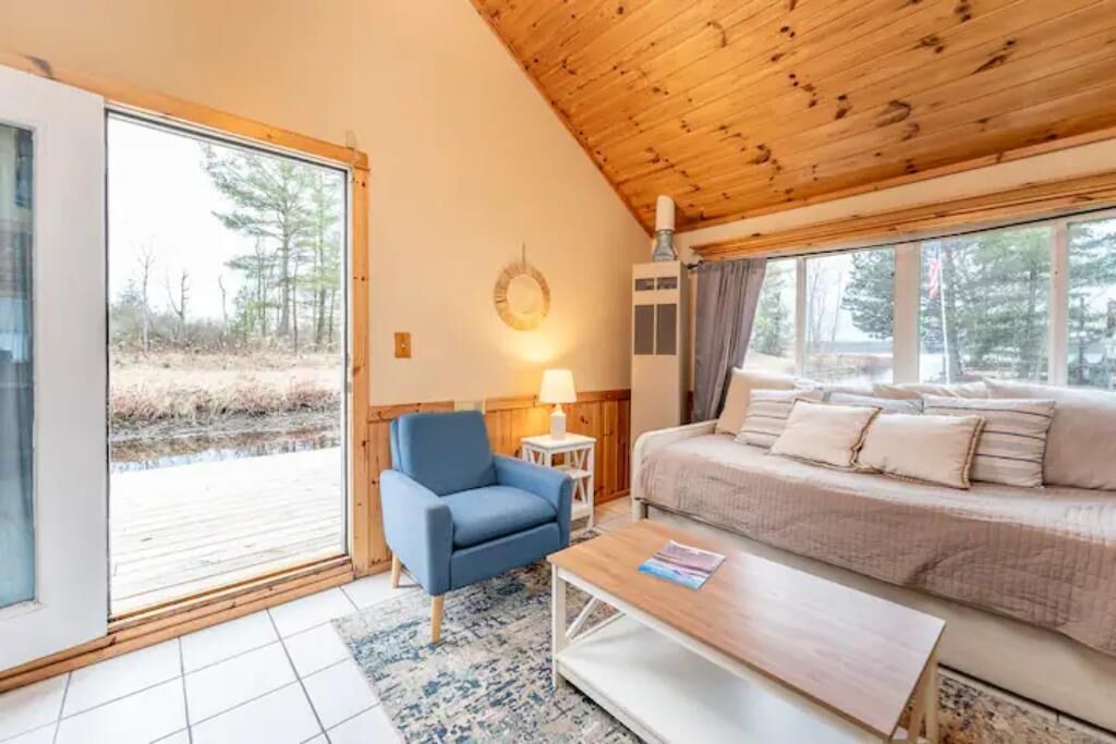 Photo of Livingroom in Gowen