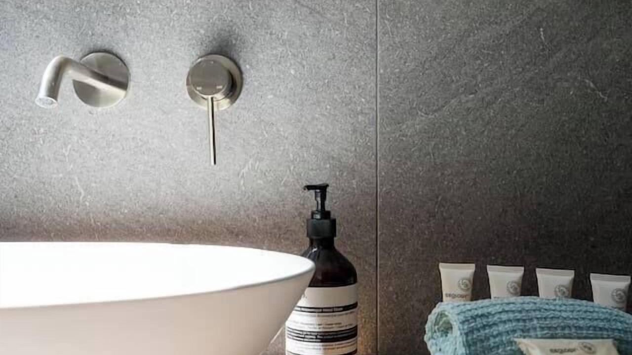 Photo of Bathroom in Bonbeach