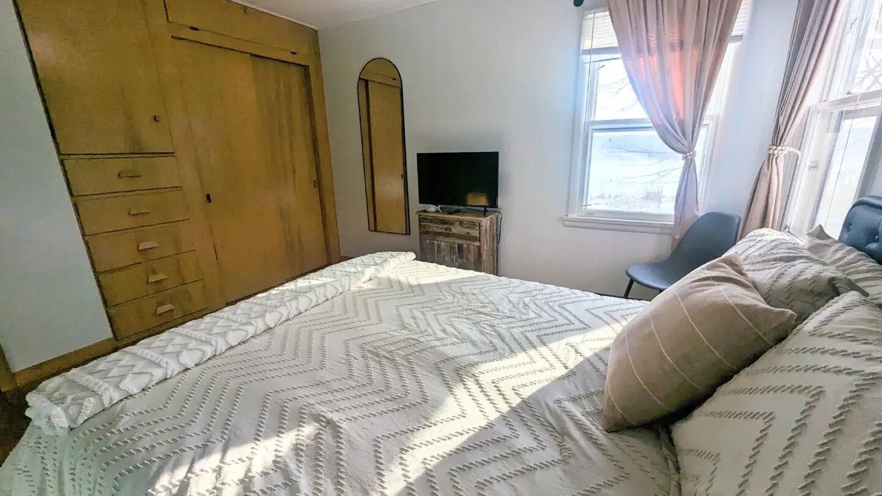 Photo of Bedroom in Fremont