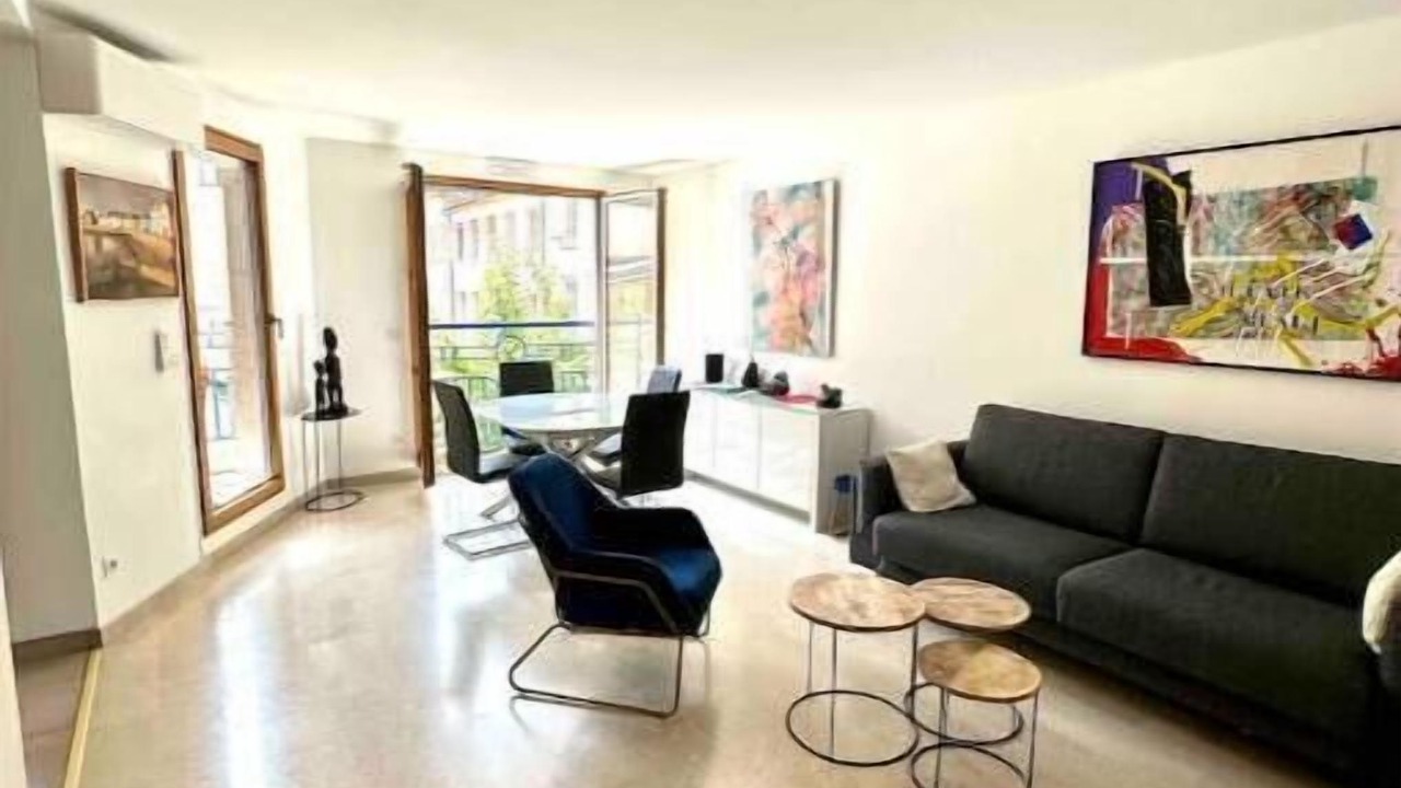 Photo of Livingroom in Moliere Vauban