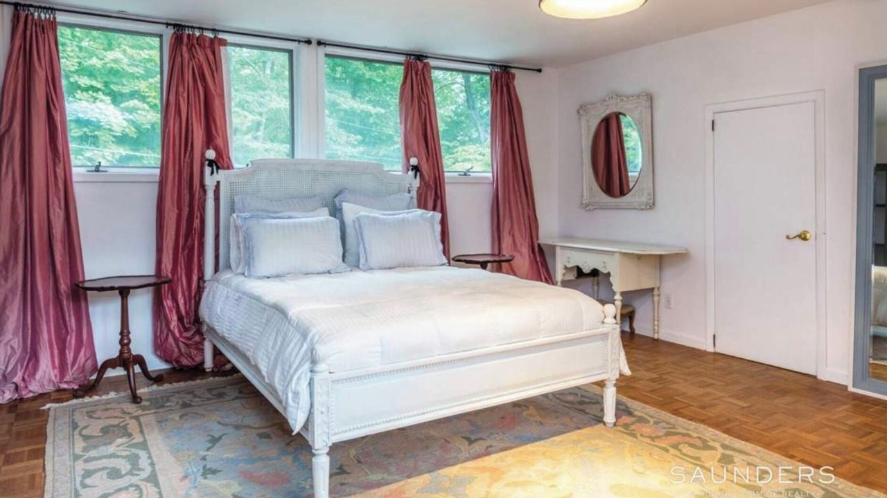 Photo of Bedroom in Shelter Island Heights