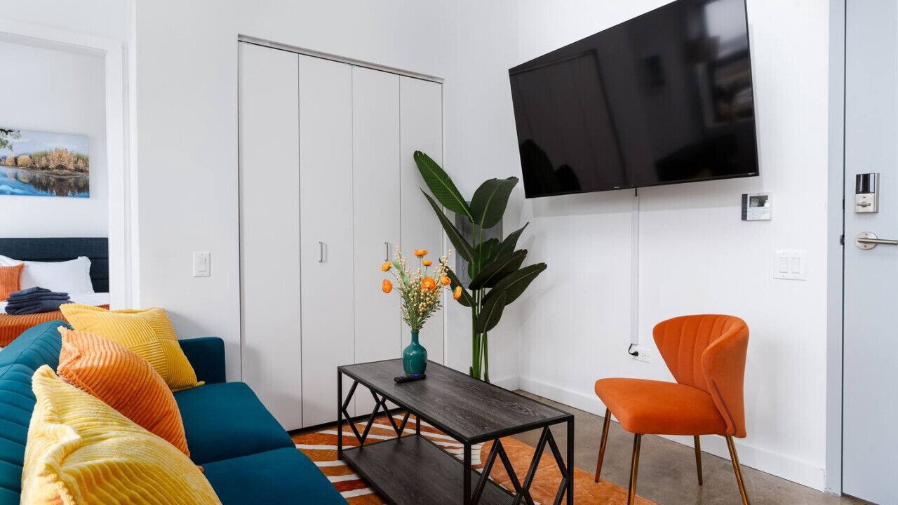 Photo of Livingroom in Uptown