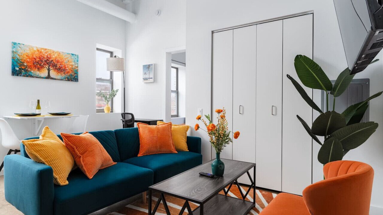 Photo of Livingroom in Uptown