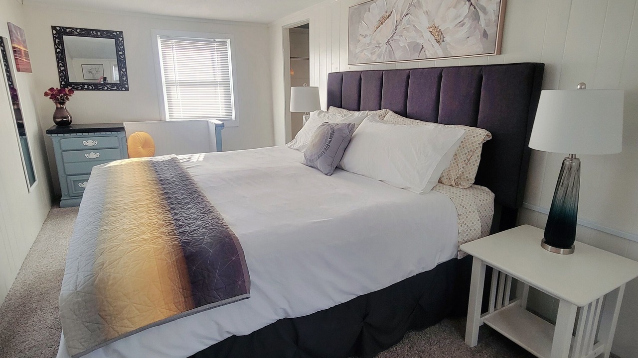 Photo of Bedroom in Town of Hastings
