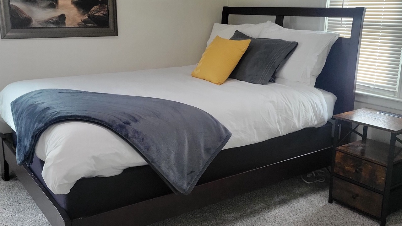 Photo of Bedroom in Town of Hastings