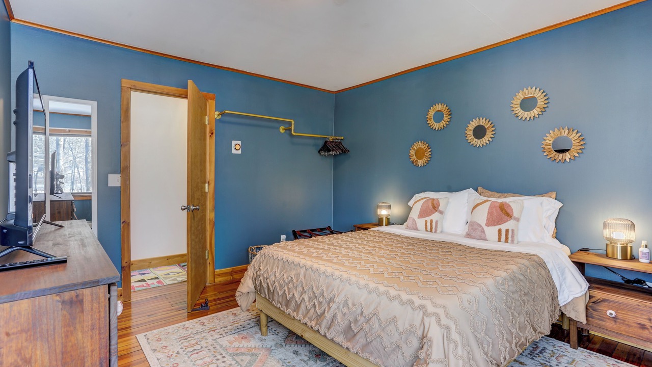 Photo of Bedroom in Jeffersonville