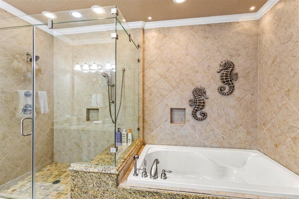 Photo of Bathroom in Bermuda Beach