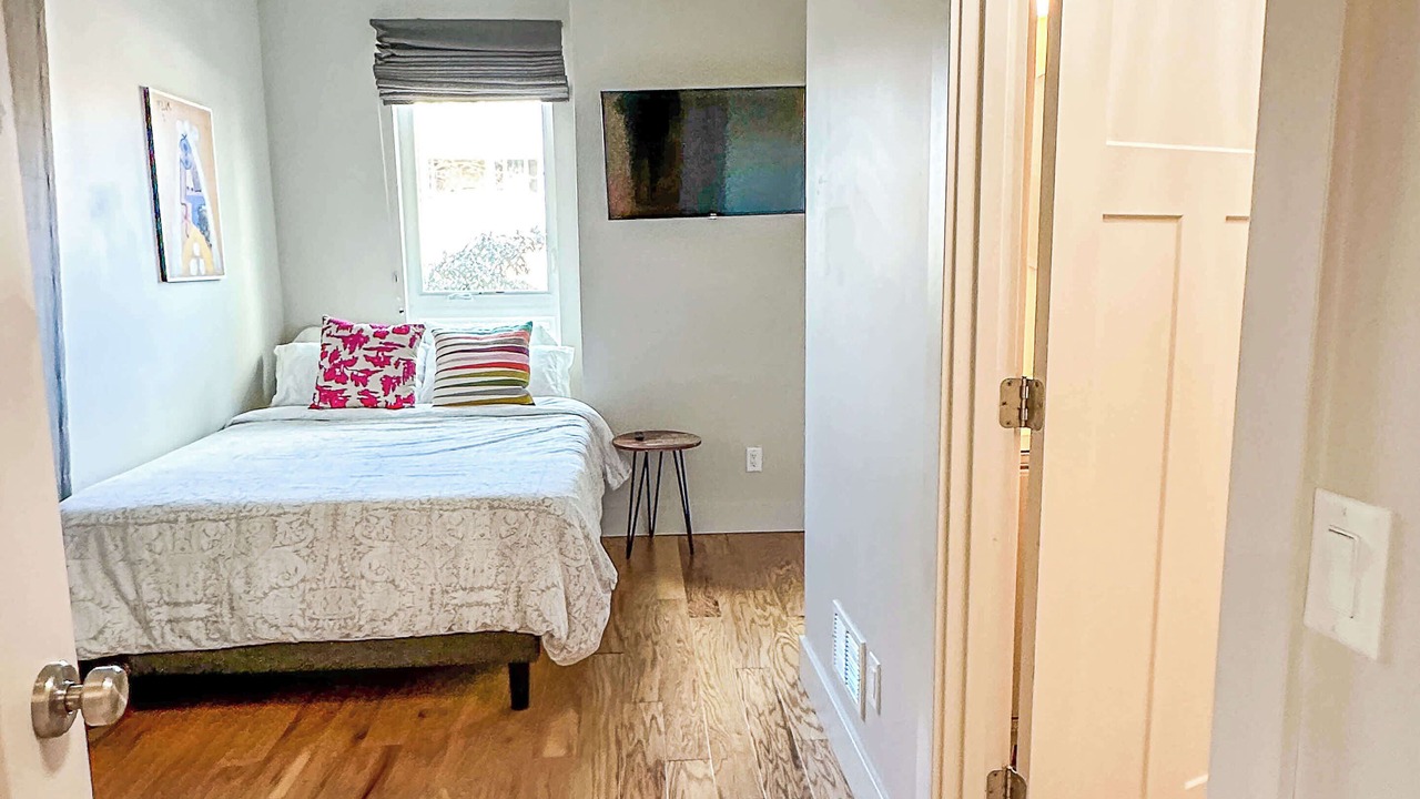 Photo of Bedroom in Burns Park